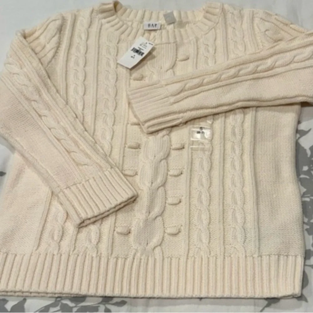 Gap Kids Girls 100% Cotton Cable Sweater in Ivory Frost size S (6-7)